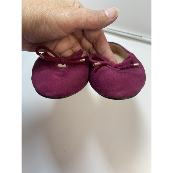 STUART WEITZMAN Gabby Bow Detailed Suede Flats In Berry Sz 6.5 New - Picture 8 of 12